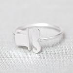 Hat and Mustache ring in silver