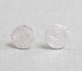 Brushed Circle stud Earrings in silver