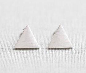 Brushed Circle stud Earrings in silver