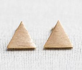Brushed Circle stud Earrings in gold