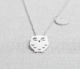 Owl and crescent necklace in silver