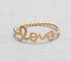 US 8 Size-LOVE word ring in Gold